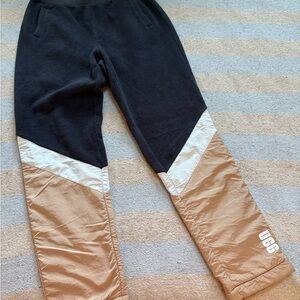 UGG Women's Black, Cream, and Tan Sweatpants